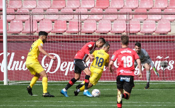 Las imágenes de la derrota de la UD Logroñés frente al Málaga