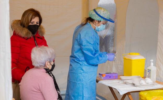 La Rioja administra la pauta completa de vacunación a 544 personas más