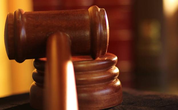 Piden cuatro años de prisión para una mujer que fingió que su pareja seguía viva