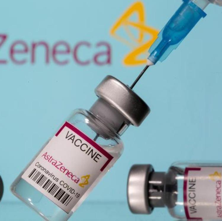 España retomará el miércoles la vacunación con AstraZeneca