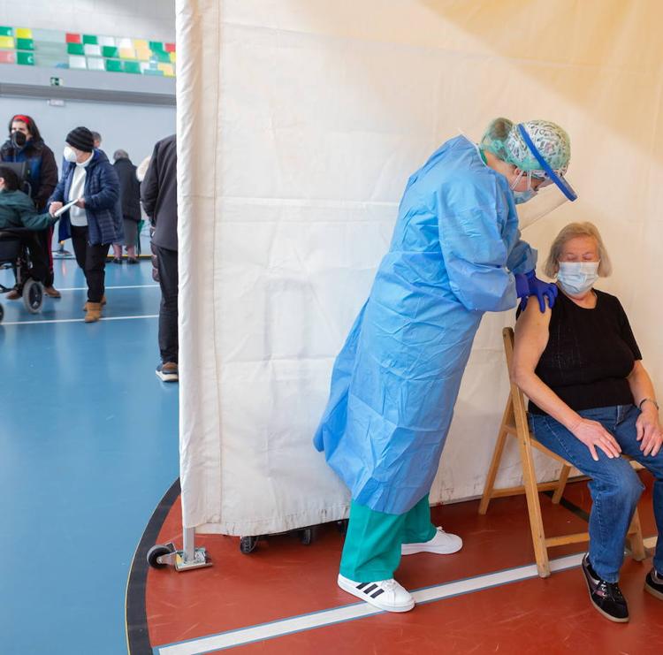 La vacunación para los mayores de 80 años en Logroño comenzará el próximo lunes