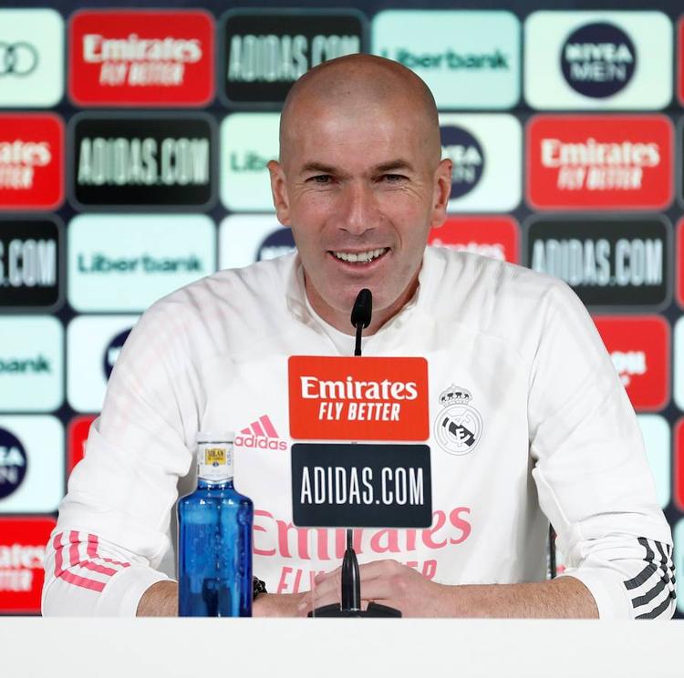 Zidane: «¿Mi futuro? No miro más allá del día a día»