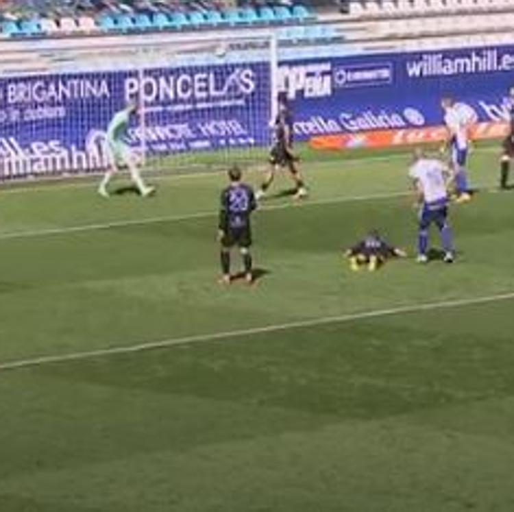 Vídeo: La Ponferradina se hace fuerte remontando al Almería