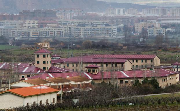 CSIF exige respeto para los funcionarios de prisiones tras la subvención a una asociación que «les denigra»