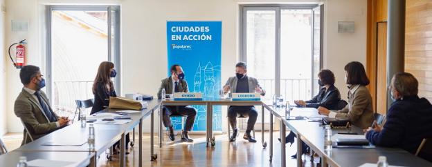 El PP pide más protagonismo municipal en los fondos COVID