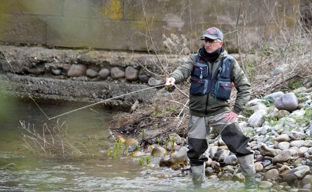 Este domingo comienza la temporada de pesca en los ríos de La Rioja