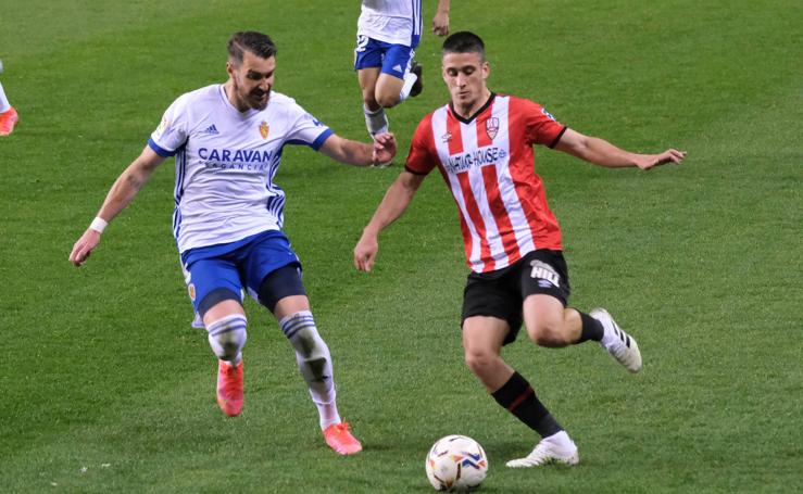 Las imágenes del empate entre la UD Logroñés y el Zaragoza