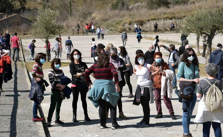 Concentración en Enciso contra el megaparque eólico