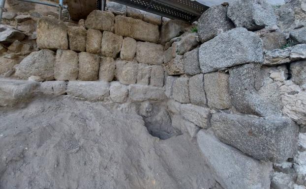 Encuentran una muralla omeya del siglo IX en Toledo  