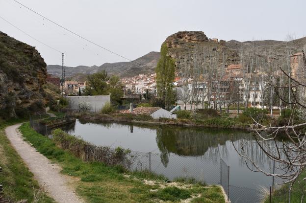 Un paseo para dos regiones en Cervera