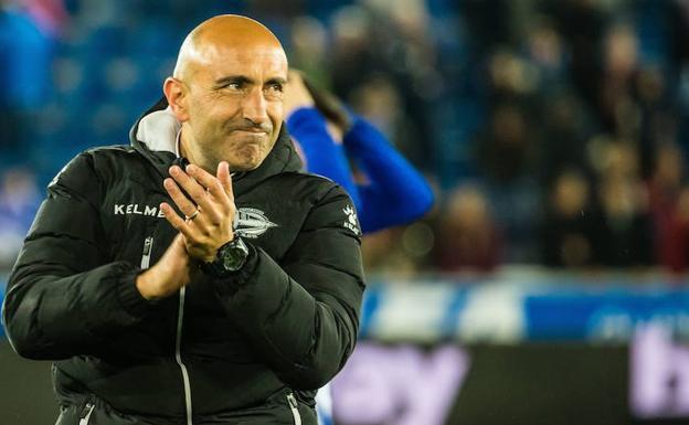 Abelardo deja de ser entrenador del Alavés; le sustituye Calleja
