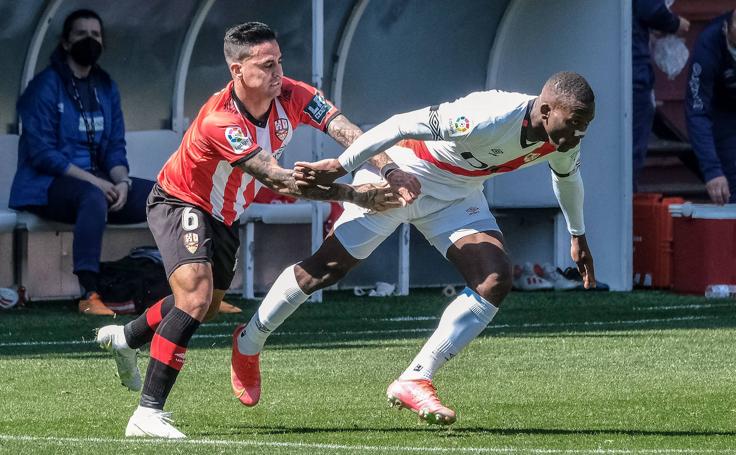 Las imágenes del empate entre la UD Logroñés y el Rayo