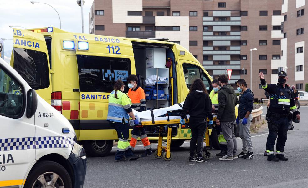 Heridos dos motoristas tras sendas caídas en Logroño