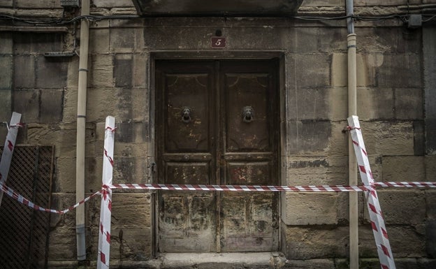 Colectivos de vecinos piden que el edificio de Herrerías 5 sea declarado BIC para su rehabilitación integral