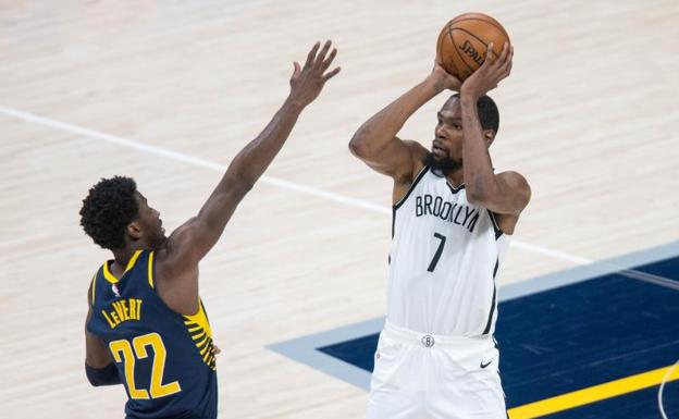 Durant apabulla a los Pacers