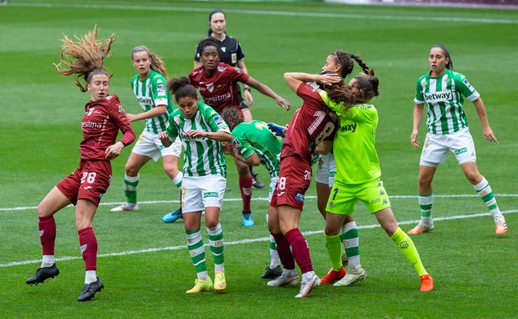 La derrota del EDF Logroño ante el Betis, en imágenes