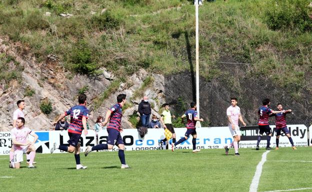 Muchos goles, pero el ascenso deberá esperar