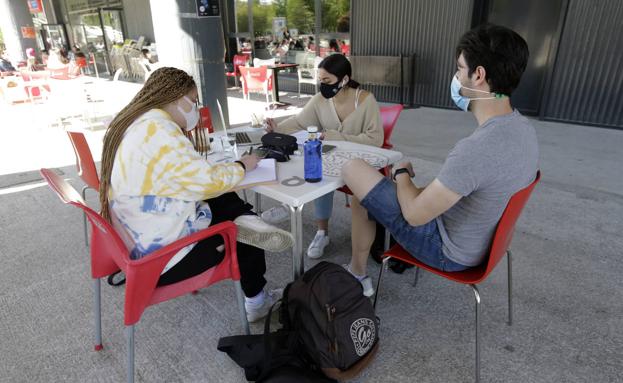 Se agudiza la crisis de los jóvenes: uno de cada tres no tiene ingresos