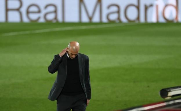 Zidane: «Ramos está con nosotros y eso significa que puede jugar»