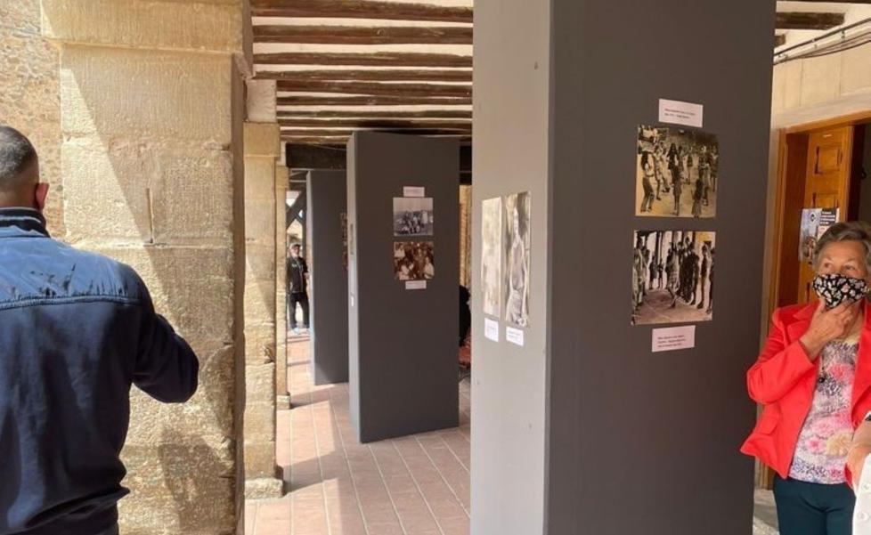 Exposición de fotos del pasado hacia el futuro en Pedroso