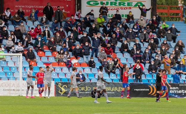 Viaje y entradas gratis para los aficionados del Calahorra