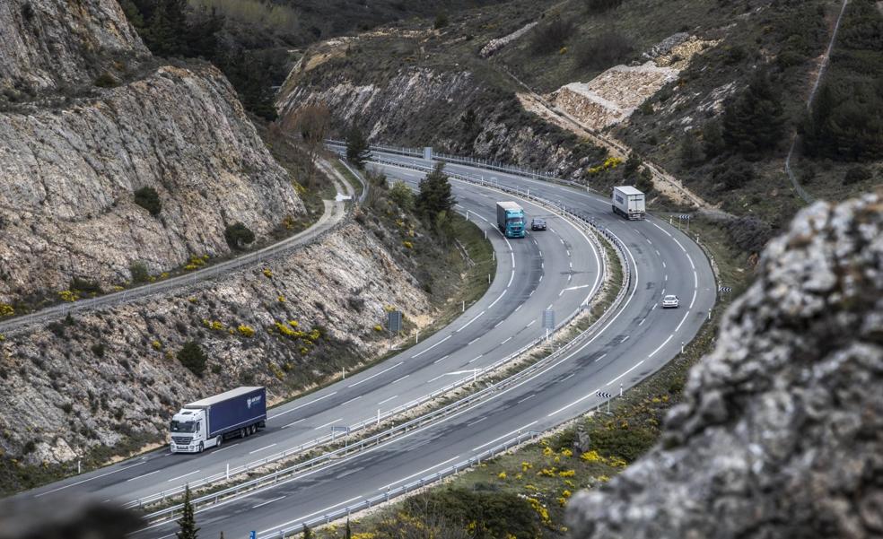 El cobro de peajes afectaría a más de 400 kilómetros de carreteras dentro de La Rioja