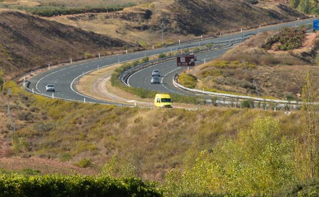 El PP rechaza el peaje en autovías y asegura que «ni lo hemos apoyado ni lo apoyaremos»