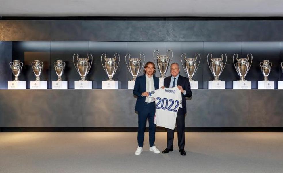 Modric renueva hasta 2022