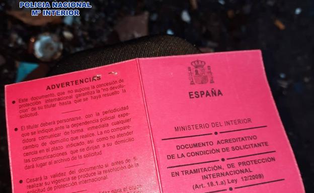 Detenido un inmigrante por falsificar un documento de Solicitante de Protección Internacional