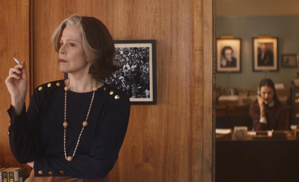 Sigourney Weaver, agente literaria de Salinger