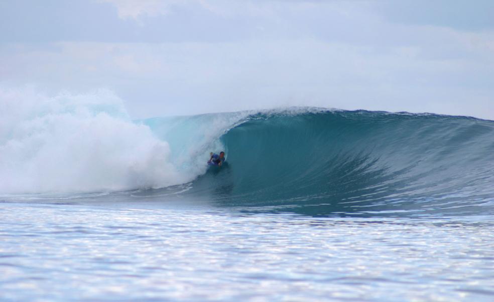 Cómo 'leer' el mar: consejos para surfistas principiantes