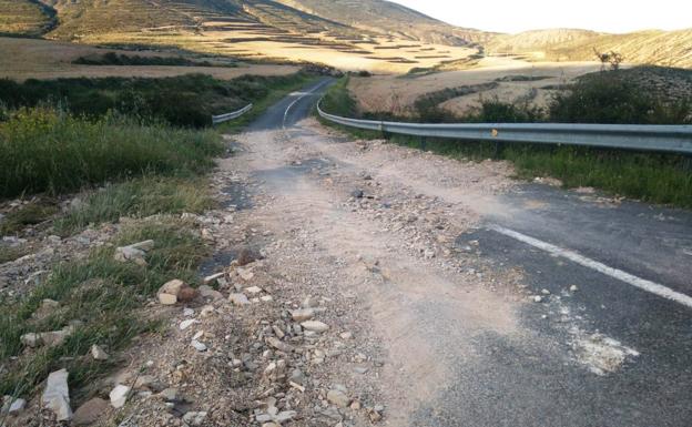 Navajún espera la limpieza de los derrumbes causados por las tormentas de mayo