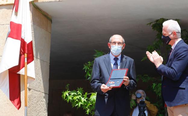 En directo: entrega de insignias de San Bernabé