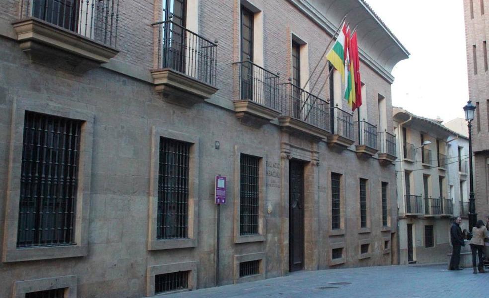 Adjudicado el mantenimiento de contenedores higiénicos de edificios públicos de Alfaro