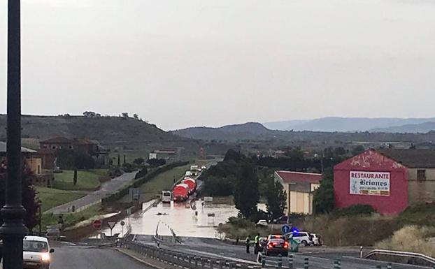 Abiertas la N-232 en Briones y la LR-137 en Navarrete, así como la vía férrea entre Logroño y Fuenmayor