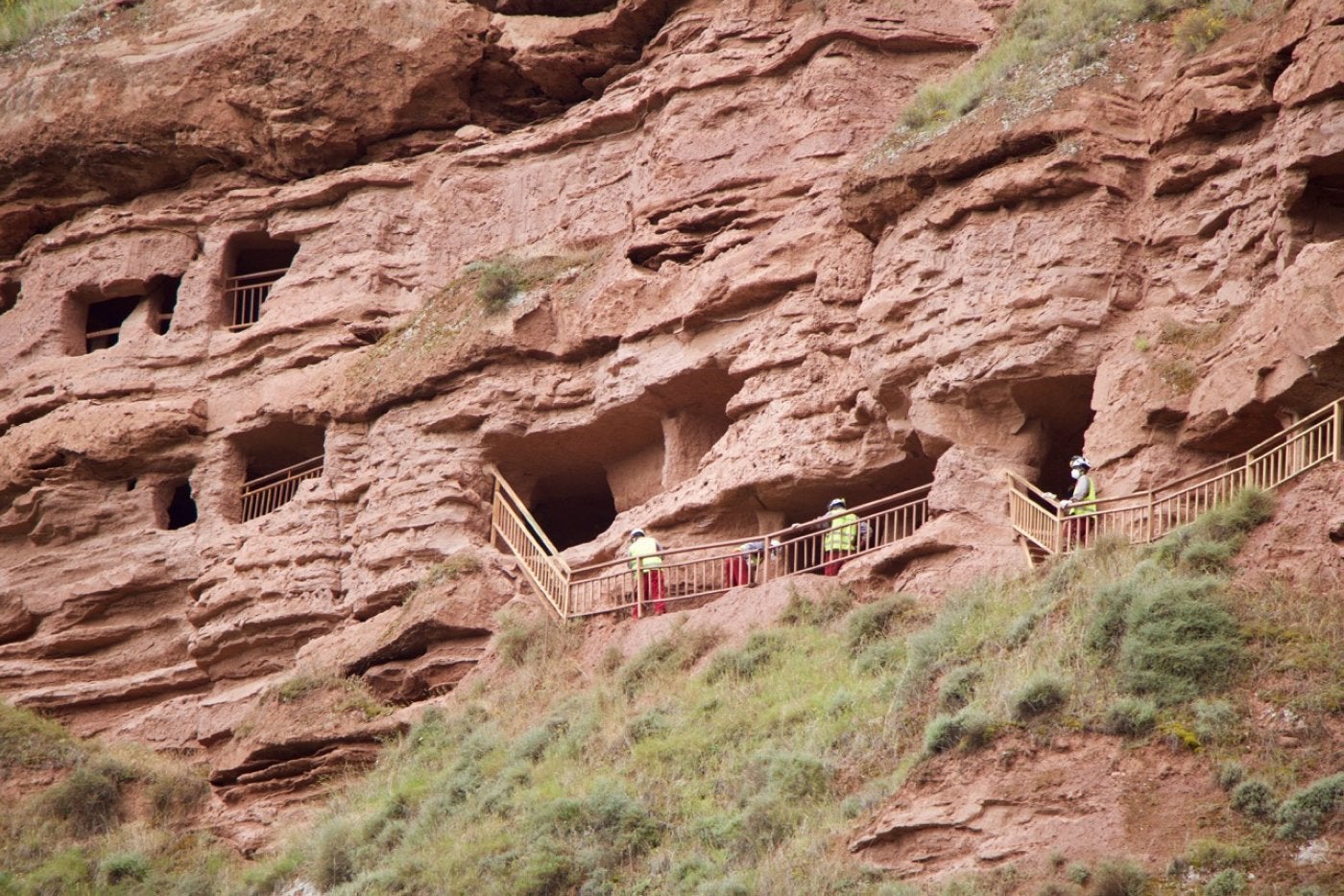 Las Cuevas del Castillo se acondicionan para recibir turistas desde septiembre