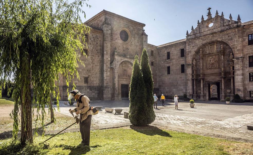 El Gobierno de España rehabilitará el monasterio de Yuso con medio millón de euros