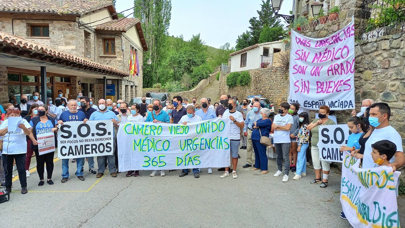 Protesta en Cameros en defensa de las Urgencias