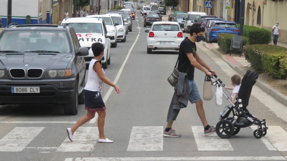 Los alfareños se manifiestan para pedir una solución a dos meses sin pediatras