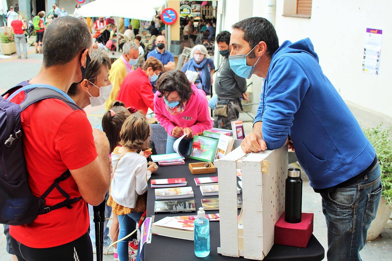 Mercado de artesanía en Viguera