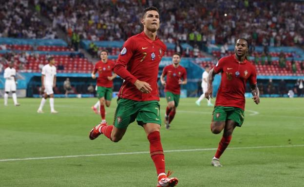 Cristiano Ronaldo iguala a Ali Daei como máximo goleador de selecciones