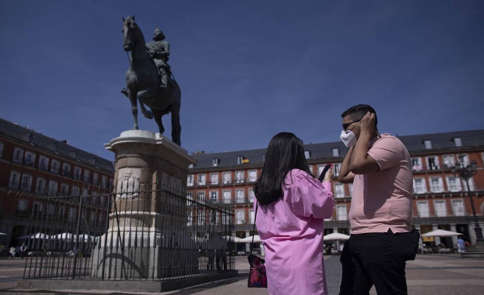 Sin mascarilla en exteriores: ¿por ahora o para siempre?