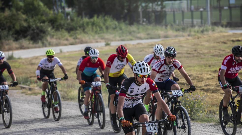 Tiago Ferreira y Naima Madlen ganan La Rioja Bike Race