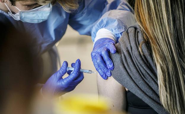 Cs reclama al Gobierno de La Rioja que acelere la vacunación a los jóvenes