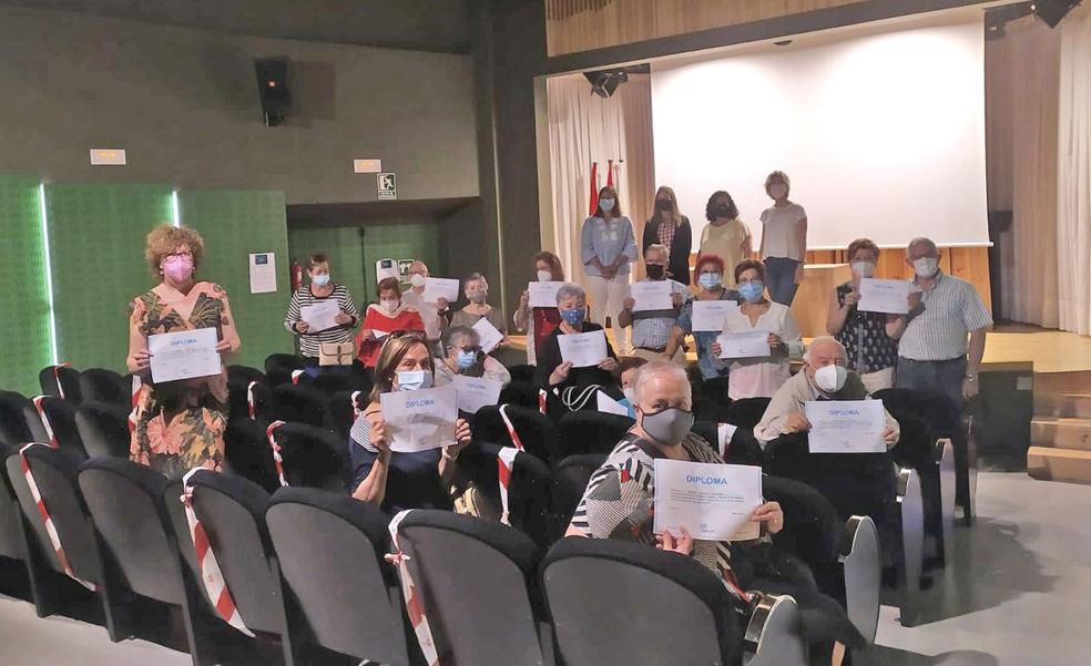 23 mayores de Arnedo participan en el curso para mejorar su calidad de vida