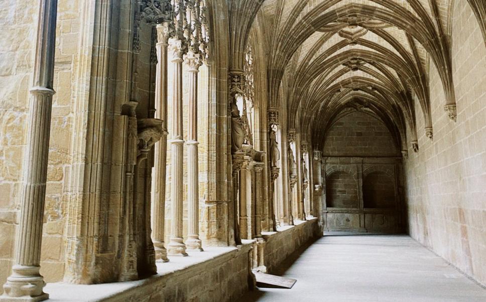 Planes: un paseo por el Panteón Real