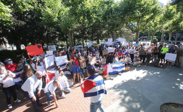 Los cubanos residentes en La Rioja se unen por la libertad en su país