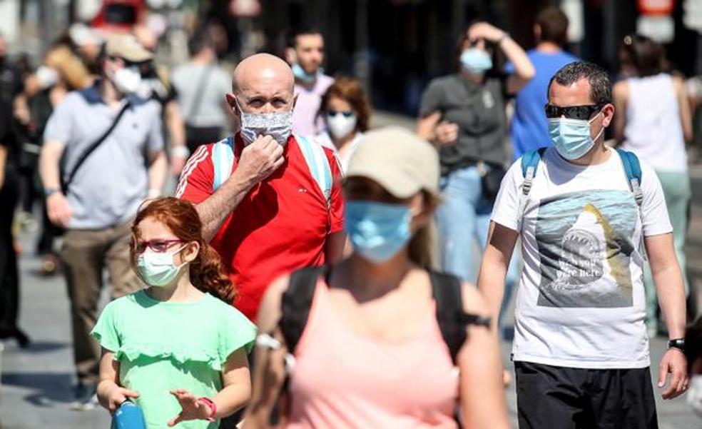 El Congreso convalida el decreto que suaviza el uso de mascarillas en el exterior