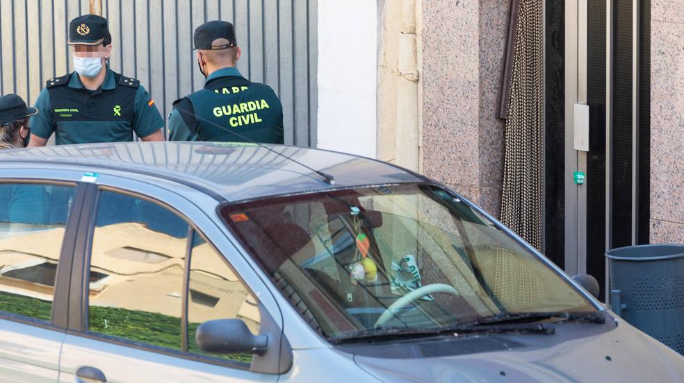 Continúa la investigación: intenso registro durante el fin de semana en la casa del detenido en Entrena