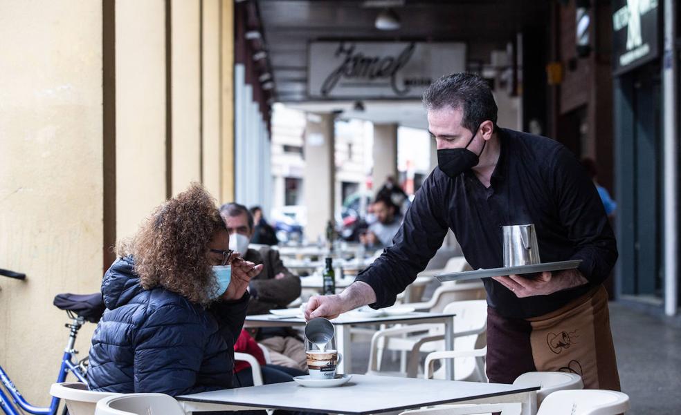 La Seguridad Social suma 13.200 afiliados extranjeros con el empuje de la hostelería